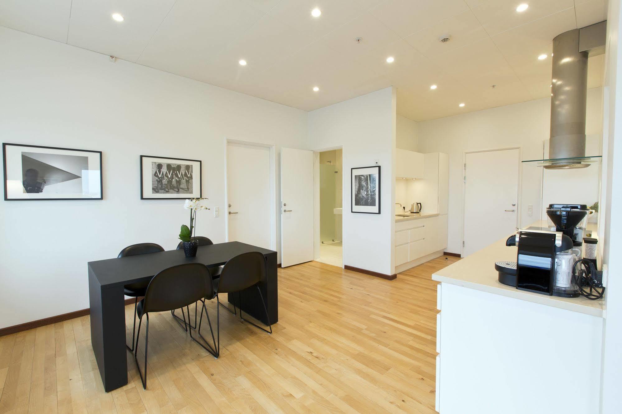 Europahuset Apartments Копенхаген Екстериор снимка