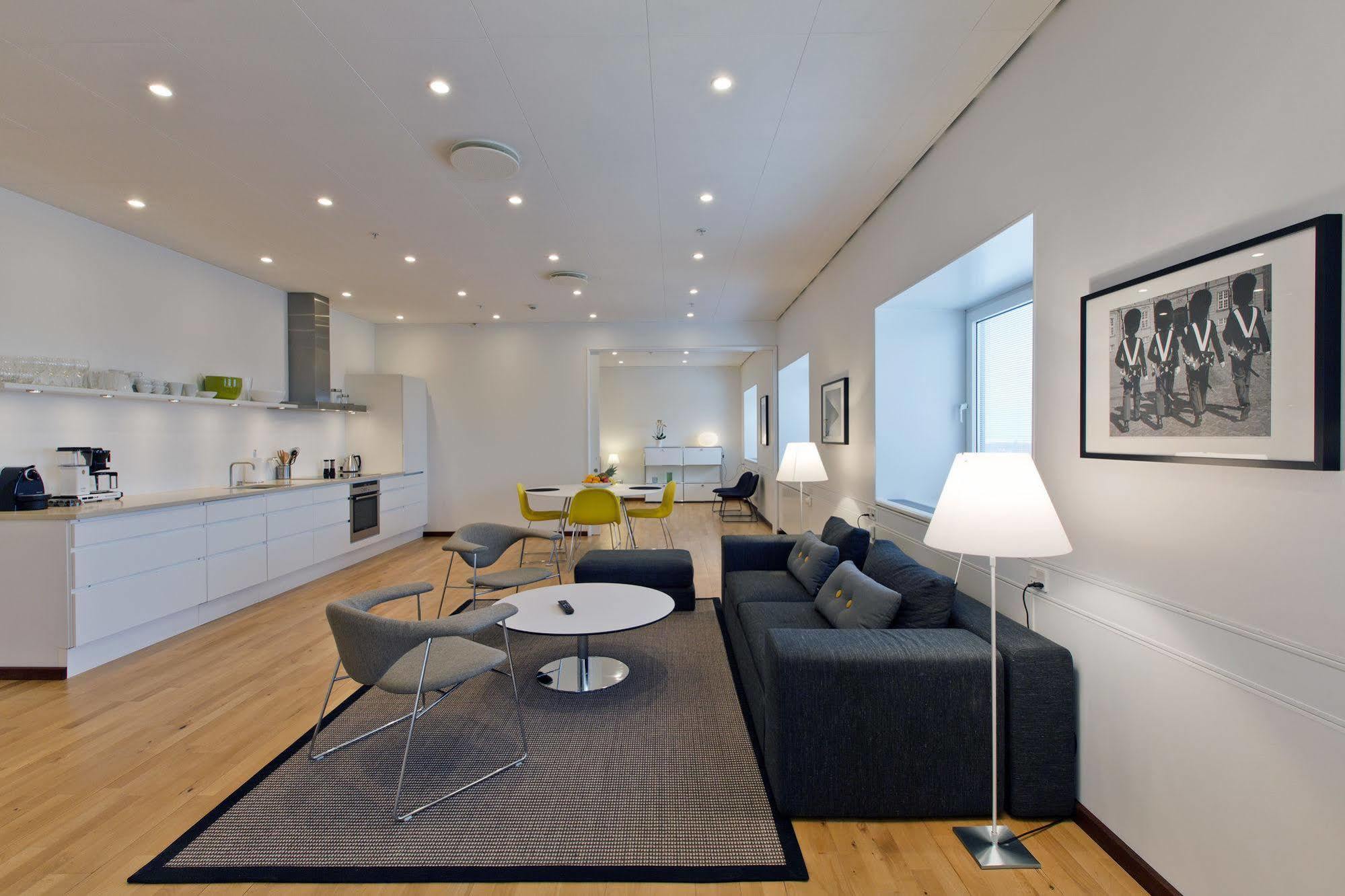 Europahuset Apartments Копенхаген Екстериор снимка