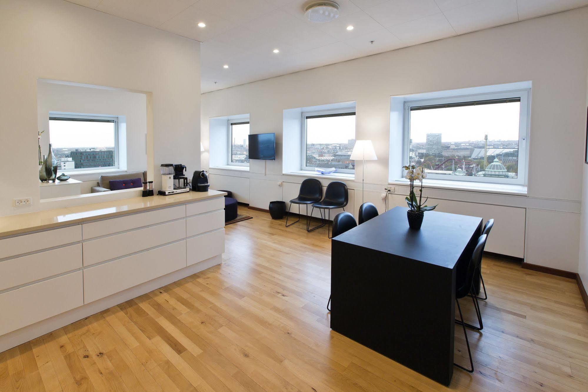 Europahuset Apartments Копенхаген Екстериор снимка