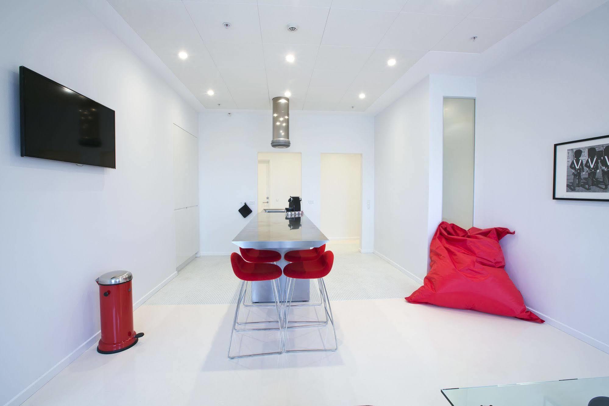 Europahuset Apartments Копенхаген Екстериор снимка